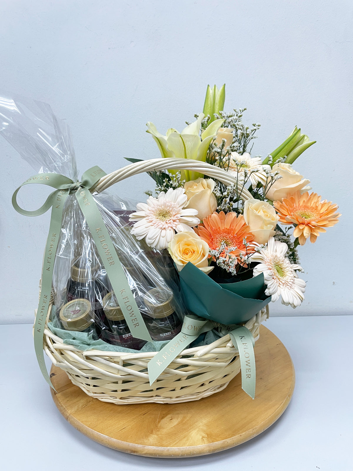 Floral Essences, Hamper
